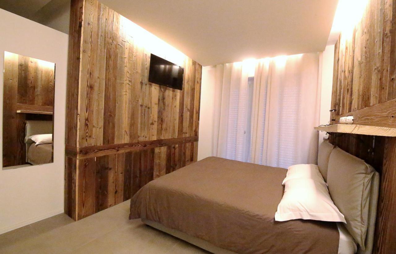 Smile Accomodation Aosta Exterior foto