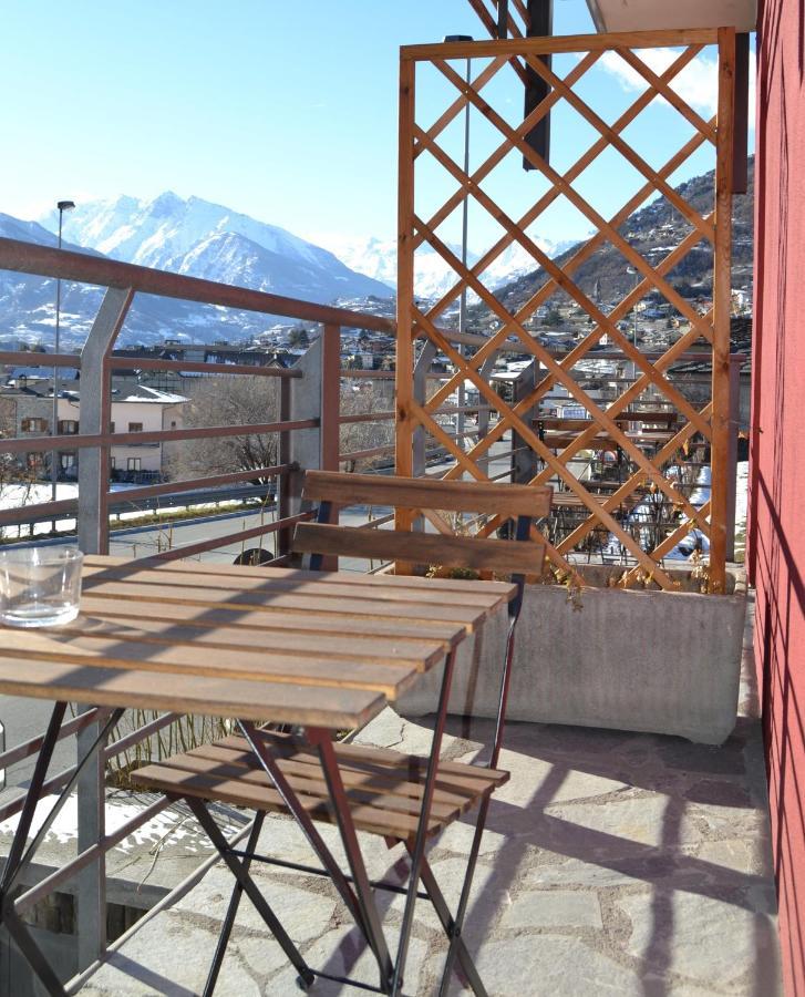 Smile Accomodation Aosta Exterior foto